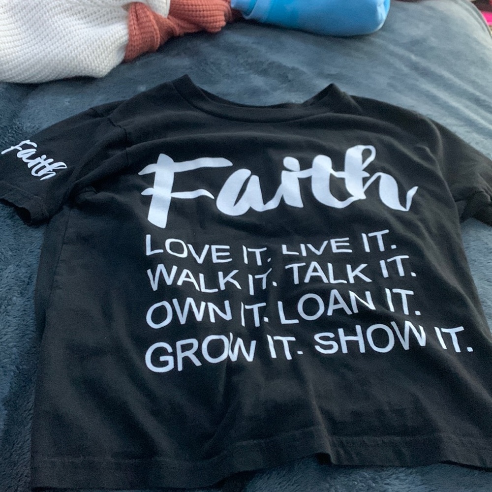 Black white words size small
